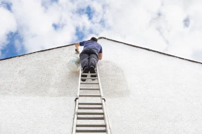 Peinture extérieure à Montain — façades et ravalement